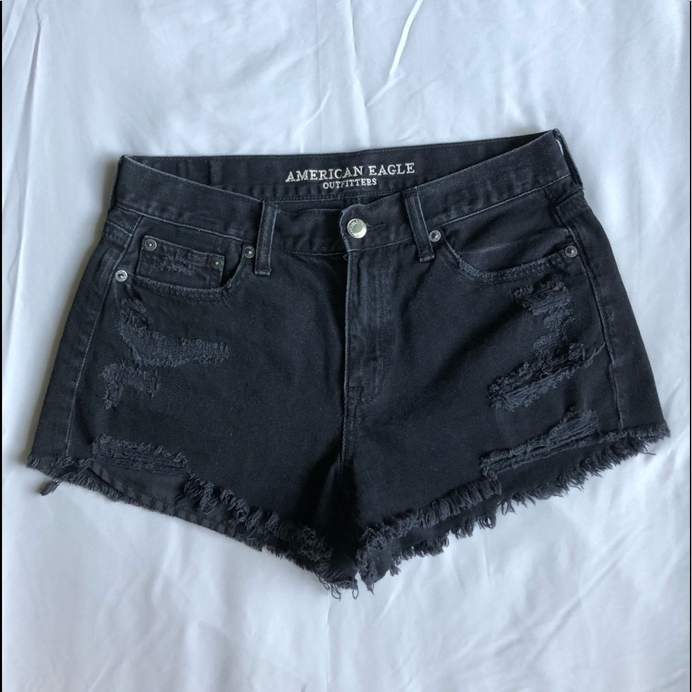 American Eagle Black Low Rise Shorts Size 4